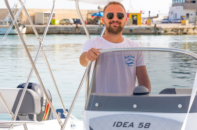 Noleggio gommoni Rent Boat Blue Sea con Skipper Vieste - conducente NCC